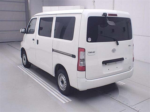 Toyota TOWNACE VAN 2021 7052479-1