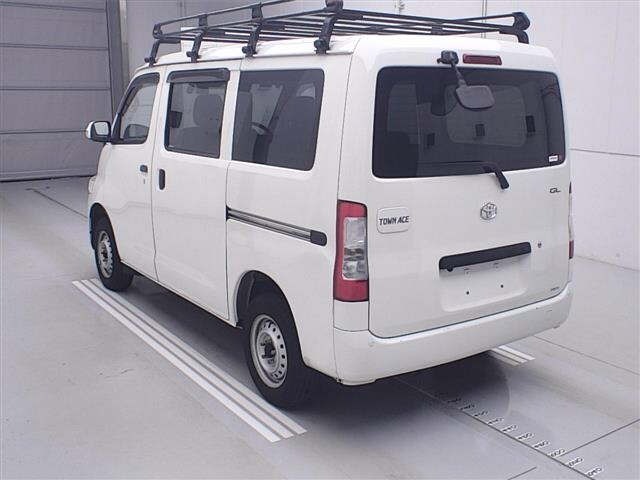 Toyota TOWNACE VAN 2022 7052550-1