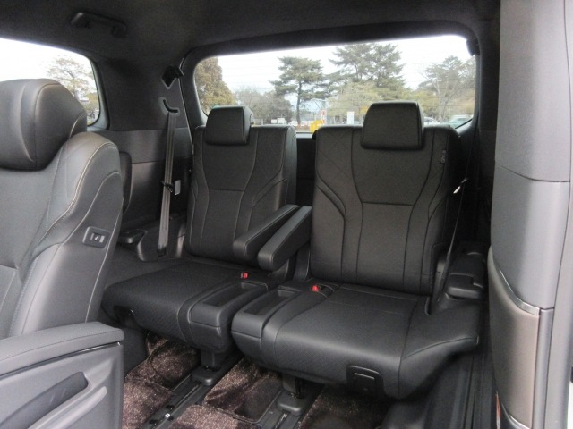 Toyota VELLFIRE 2025 7062638-13