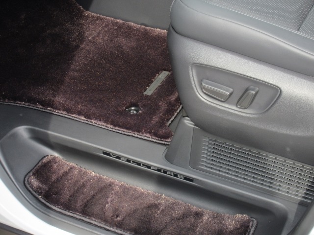 Toyota VELLFIRE 2025 7062638-22