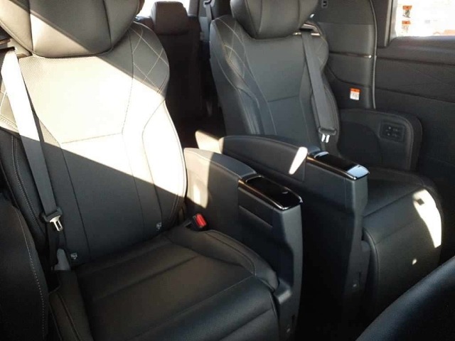 Toyota VELLFIRE 2025 7062644-11