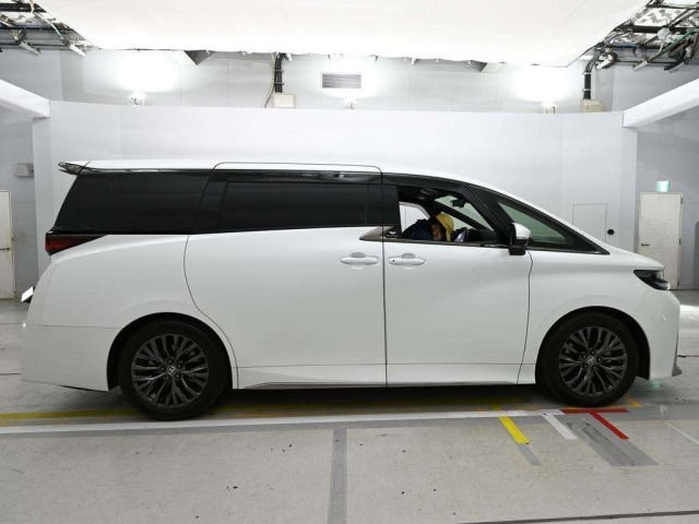 Toyota VELLFIRE 2023 7062645-3