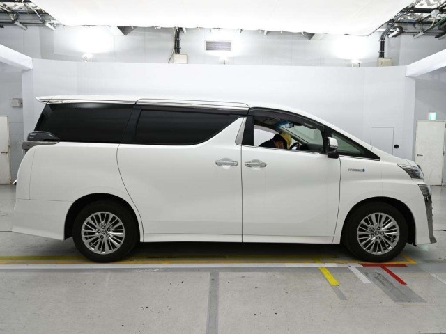 Toyota VELLFIRE 2021 7062646-3
