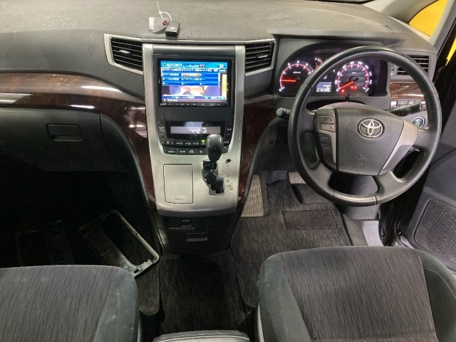 Toyota VELLFIRE 2012 7062670-3