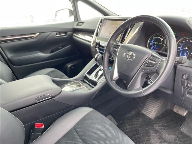 Toyota VELLFIRE 2022 7062694-10