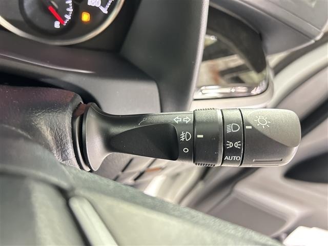 Toyota VELLFIRE 2017 7062705-4