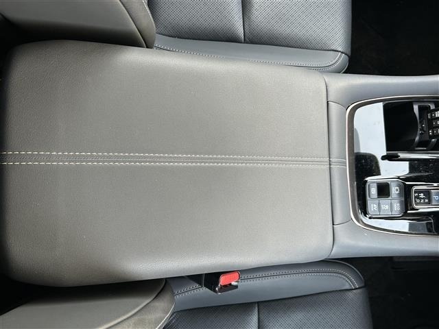 Toyota VELLFIRE 2024 7062706-12