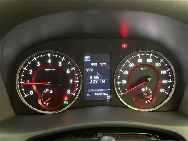 Toyota VELLFIRE 2018 7062785-1