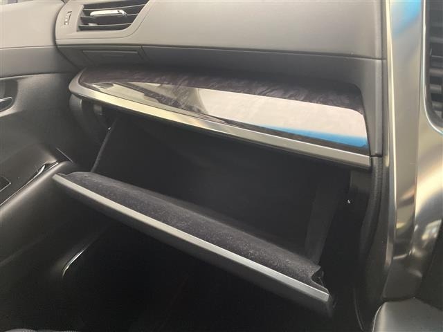 Toyota VELLFIRE 2018 7062785-10