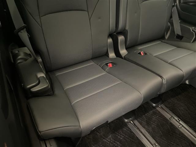 Toyota VELLFIRE 2018 7062785-4