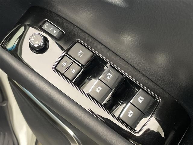 Toyota VELLFIRE 2018 7062785-9