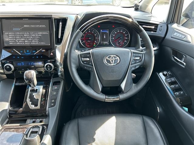 Toyota VELLFIRE 2018 7062799-16