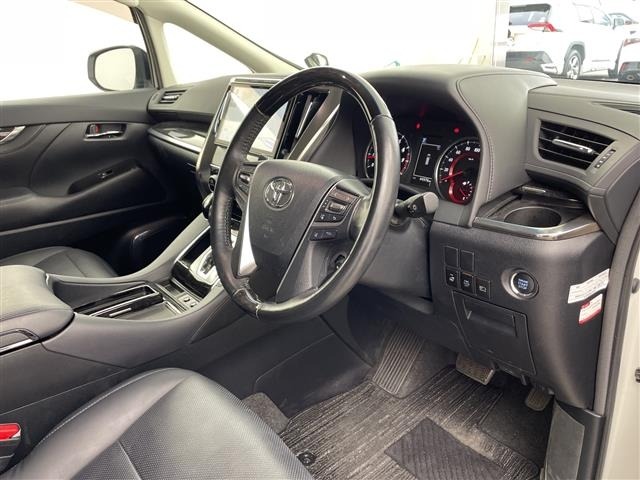 Toyota VELLFIRE 2018 7062801-1