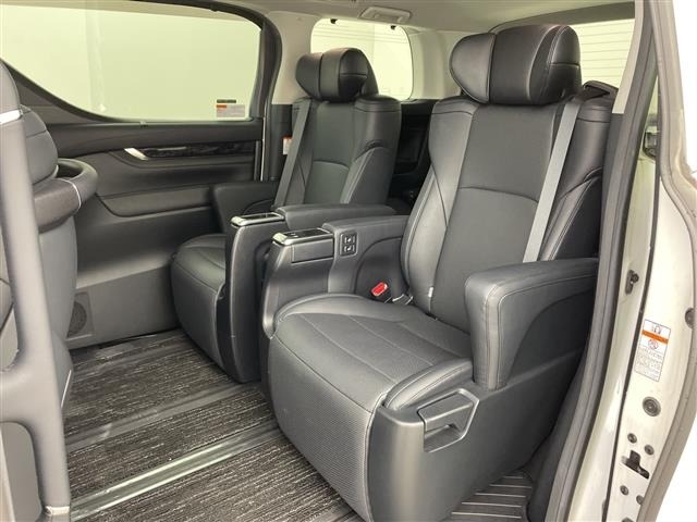 Toyota VELLFIRE 2018 7062801-12