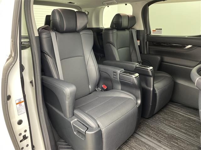 Toyota VELLFIRE 2018 7062801-7