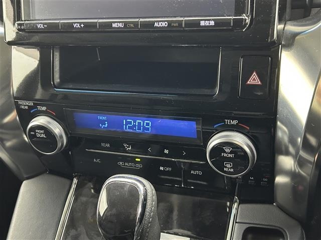 Toyota VELLFIRE 2018 7062804-13