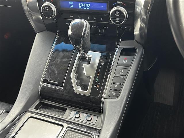 Toyota VELLFIRE 2018 7062804-21