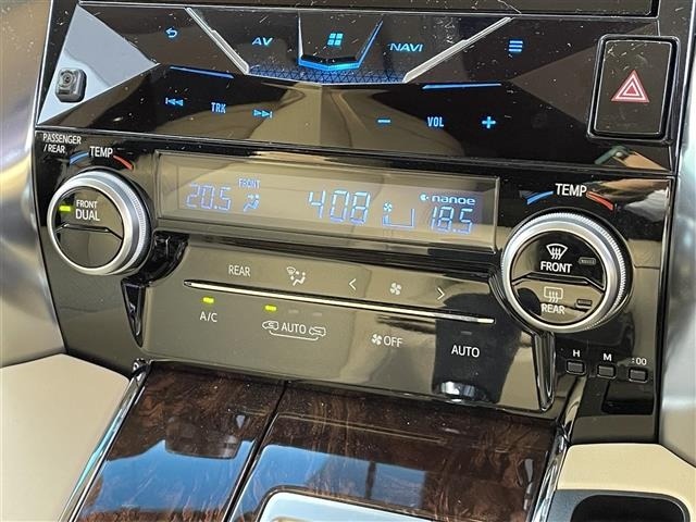 Toyota VELLFIRE 2018 7062810-20