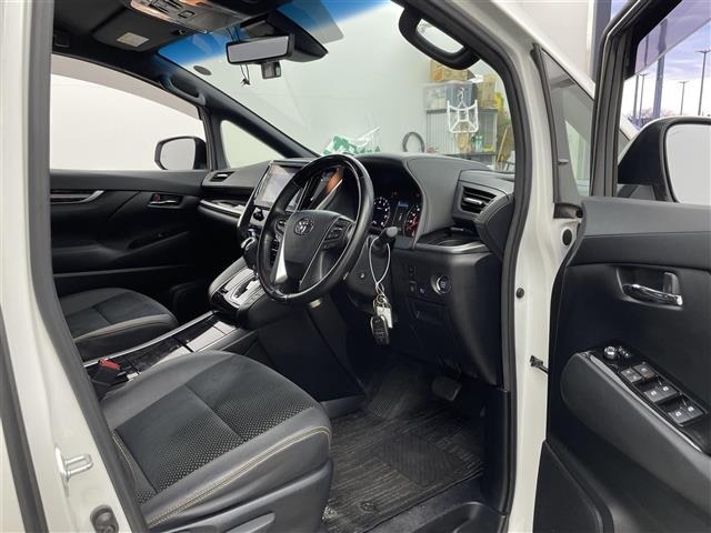 Toyota VELLFIRE 2021 7062845-6