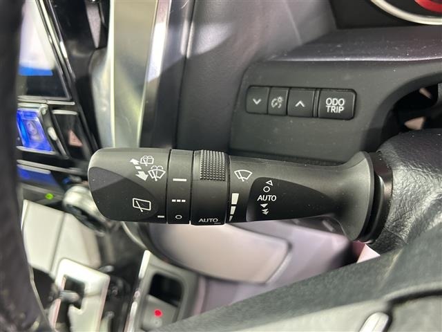 Toyota VELLFIRE 2018 7062855-4