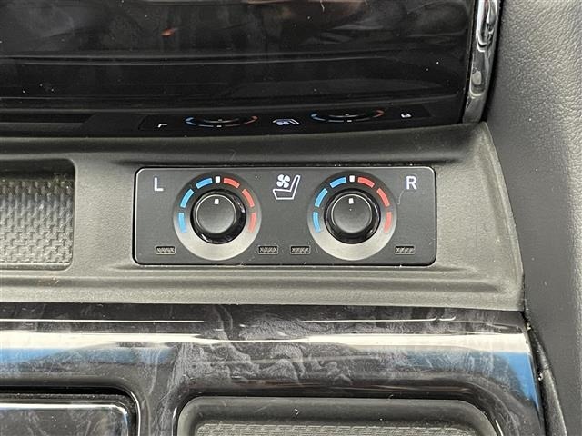 Toyota VELLFIRE 2018 7062865-1