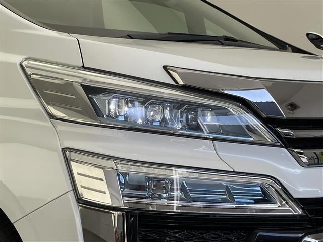 Toyota VELLFIRE 2018 7062865-11
