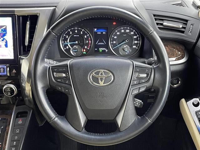 Toyota VELLFIRE 2018 7062885-3