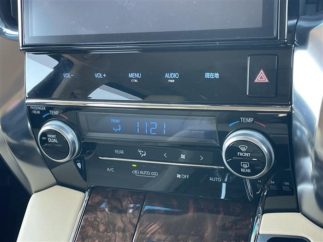 Toyota VELLFIRE 2018 7062893-2
