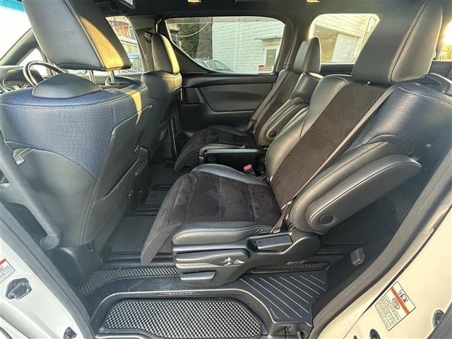 Toyota VELLFIRE 2017 7062907-4