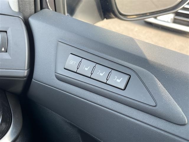 Toyota VELLFIRE 2018 7062971-12