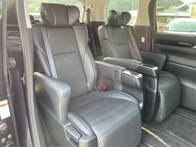 Toyota VELLFIRE 2018 7062971-6