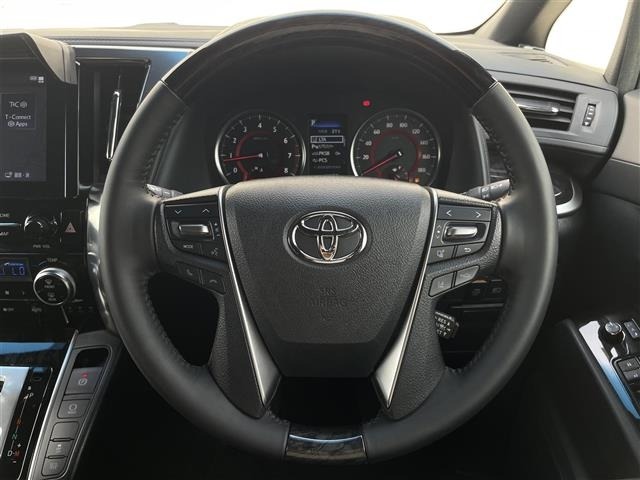 Toyota VELLFIRE 2021 7062985-3