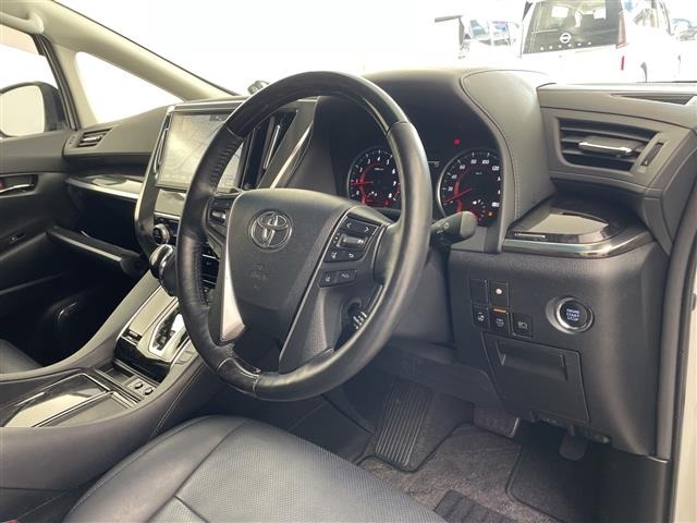 Toyota VELLFIRE 2018 7062986-1