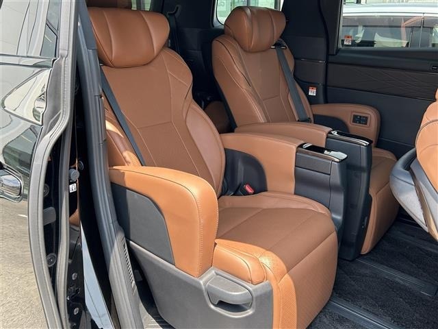 Toyota VELLFIRE 2023 7063005-9