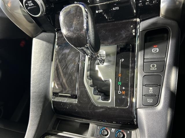 Toyota VELLFIRE 2018 7063031-10