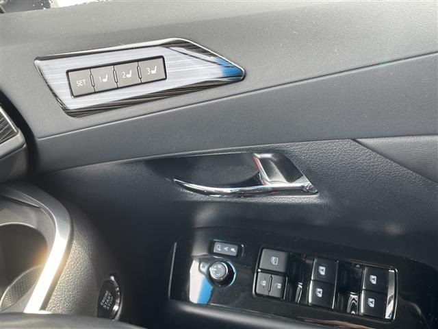 Toyota VELLFIRE 2018 7063039-10