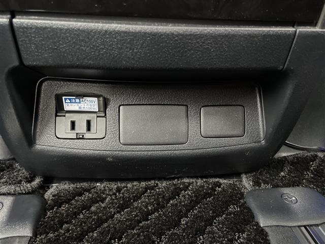Toyota VELLFIRE 2018 7063039-12