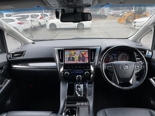 Toyota VELLFIRE 2018 7063039-14
