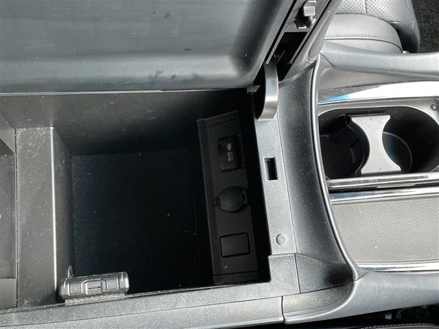 Toyota VELLFIRE 2018 7063039-22