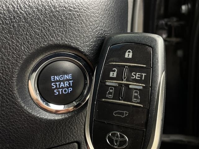 Toyota VELLFIRE 2018 7063047-8