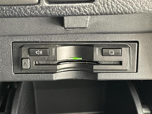 Toyota VELLFIRE 2018 7063048-3