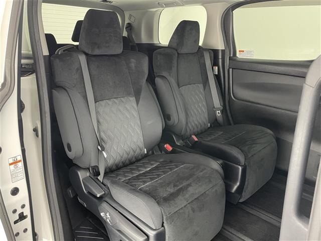 Toyota VELLFIRE 2018 7063048-4