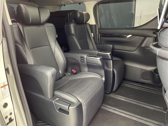 Toyota VELLFIRE 2019 7063078-12