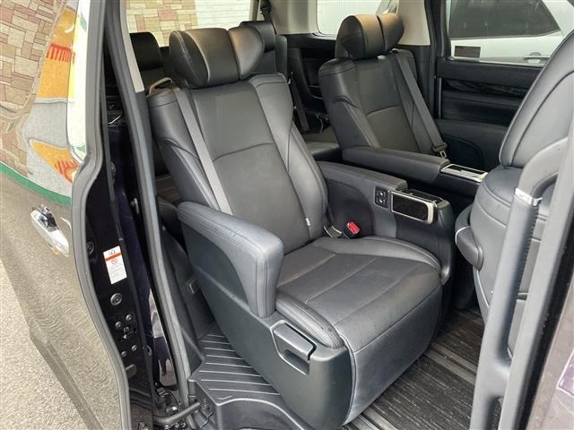 Toyota VELLFIRE 2021 7063090-17