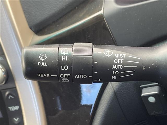 Toyota VELLFIRE 2014 7063099-3