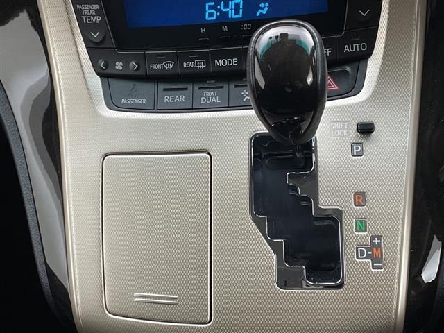 Toyota VELLFIRE 2014 7063104-2