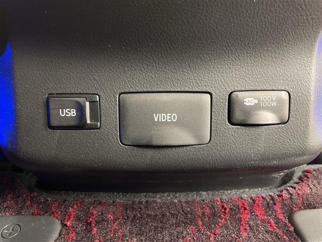 Toyota VELLFIRE 2014 7063104-9