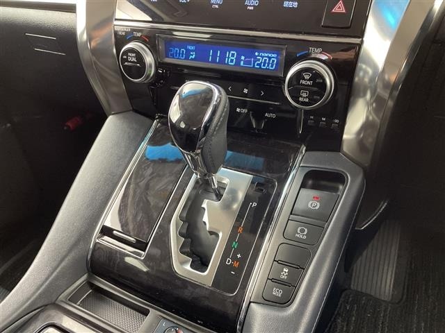 Toyota VELLFIRE 2018 7063105-22