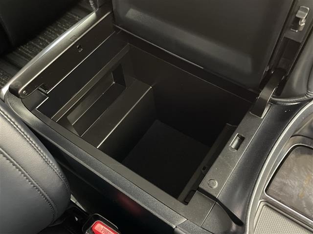 Toyota VELLFIRE 2018 7063105-6
