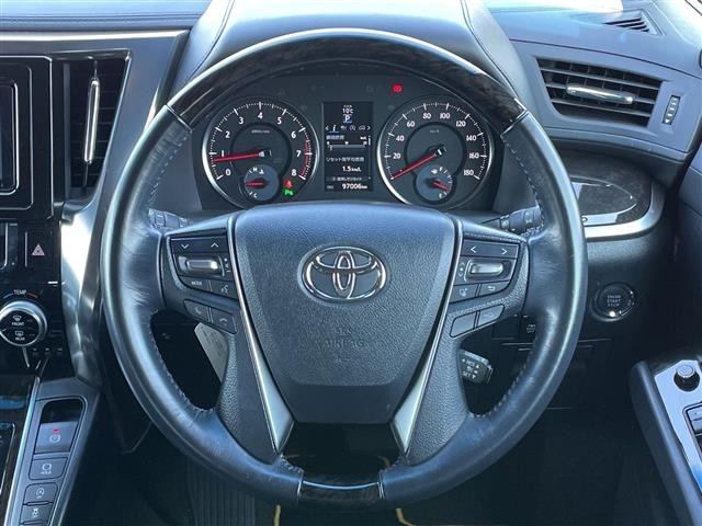 Toyota VELLFIRE 2016 7063113-1